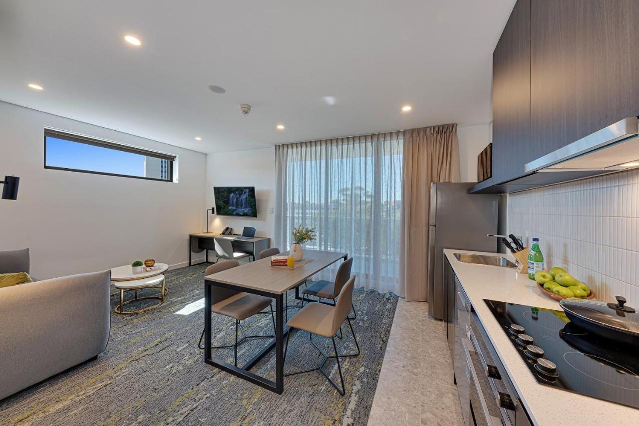 Littomore Suites Kingswood Penrith Dış mekan fotoğraf