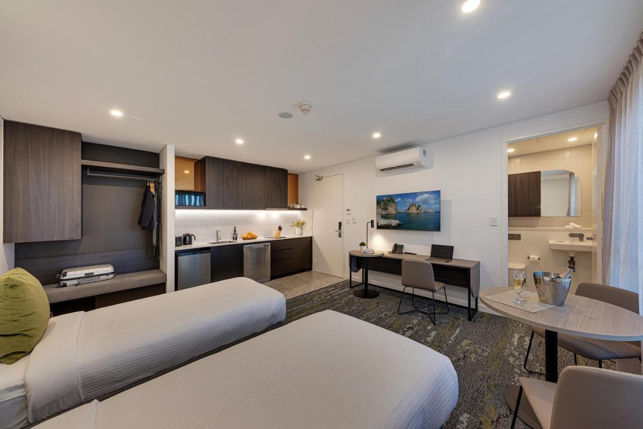 Littomore Suites Kingswood Penrith Dış mekan fotoğraf