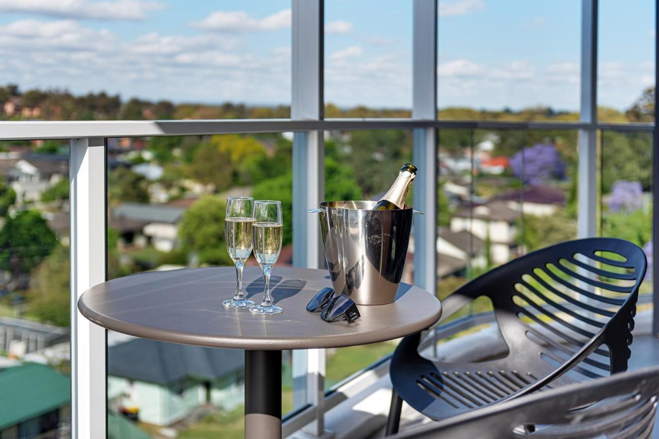 Littomore Suites Kingswood Penrith Dış mekan fotoğraf