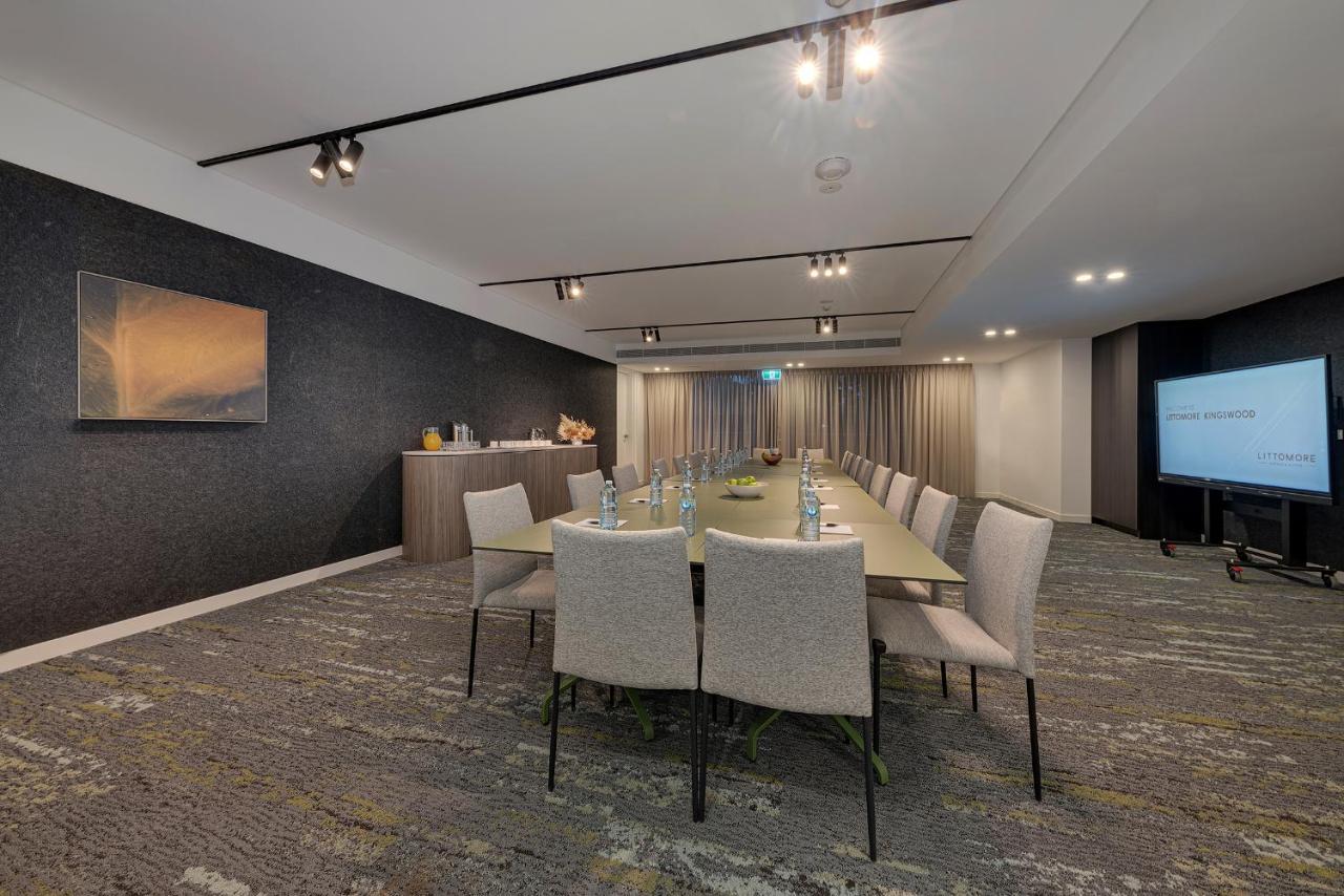 Littomore Suites Kingswood Penrith Dış mekan fotoğraf